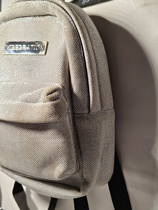 Vibedration Hydration Backpack w/o bladder X-Small Size  Off-White w/silver Used main image 12